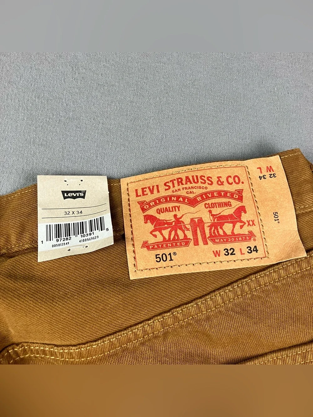 Levis 501 Original Jeans Men’s Size 32x34 Mustard Brown Button Fly NWT!